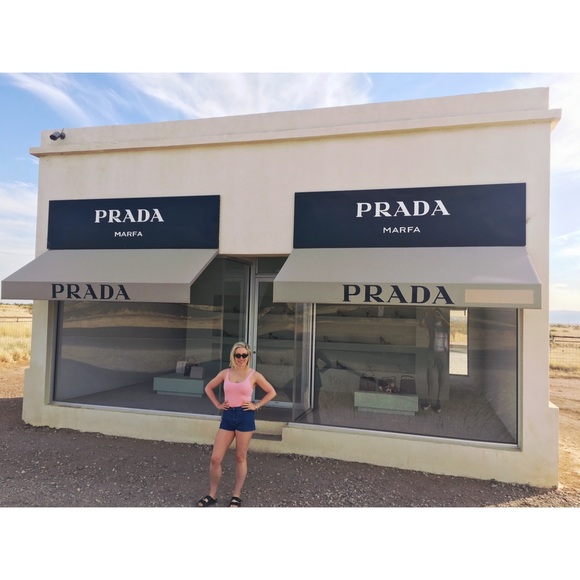 Meet your Posher, Sarah - Picture 1 of 1